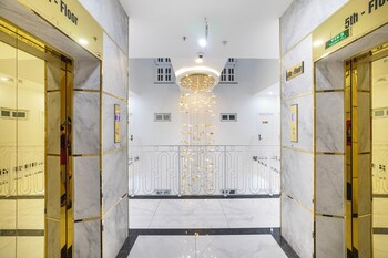 tiffany hotel and restaurant