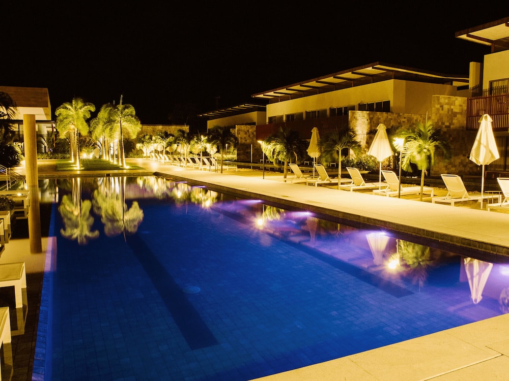 ile de pipa luxxor by almare flats
