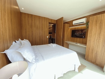 ile de pipa luxxor by almare flats