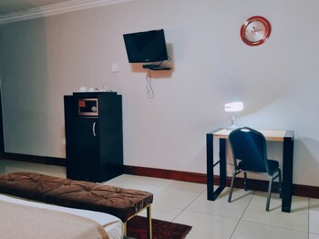 red apple guest house