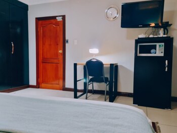 red apple guest house