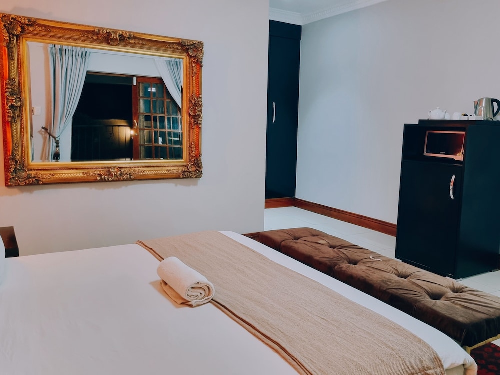 red apple guest house