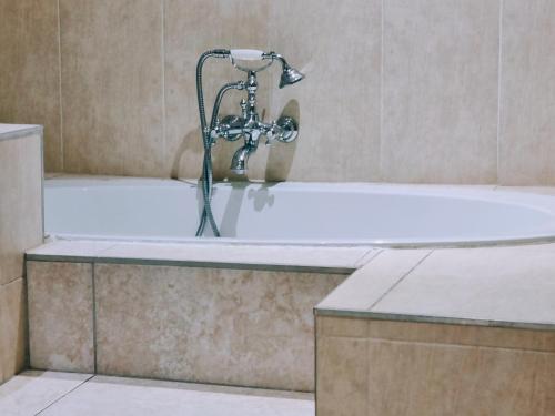 red apple guest house