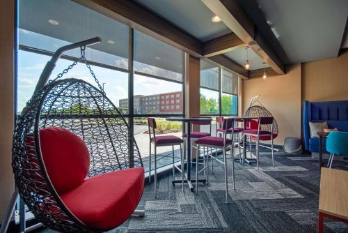 tru by hilton merrillville