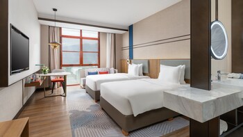 holiday inn express pingchang an ihg hotel