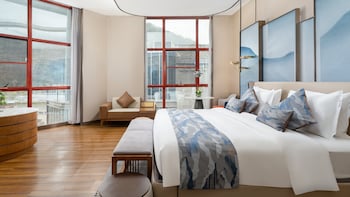 holiday inn express pingchang an ihg hotel