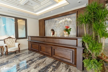 royal duong noi hotel