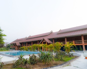 vang vieng romantic place resort