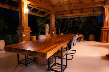 vang vieng romantic place resort