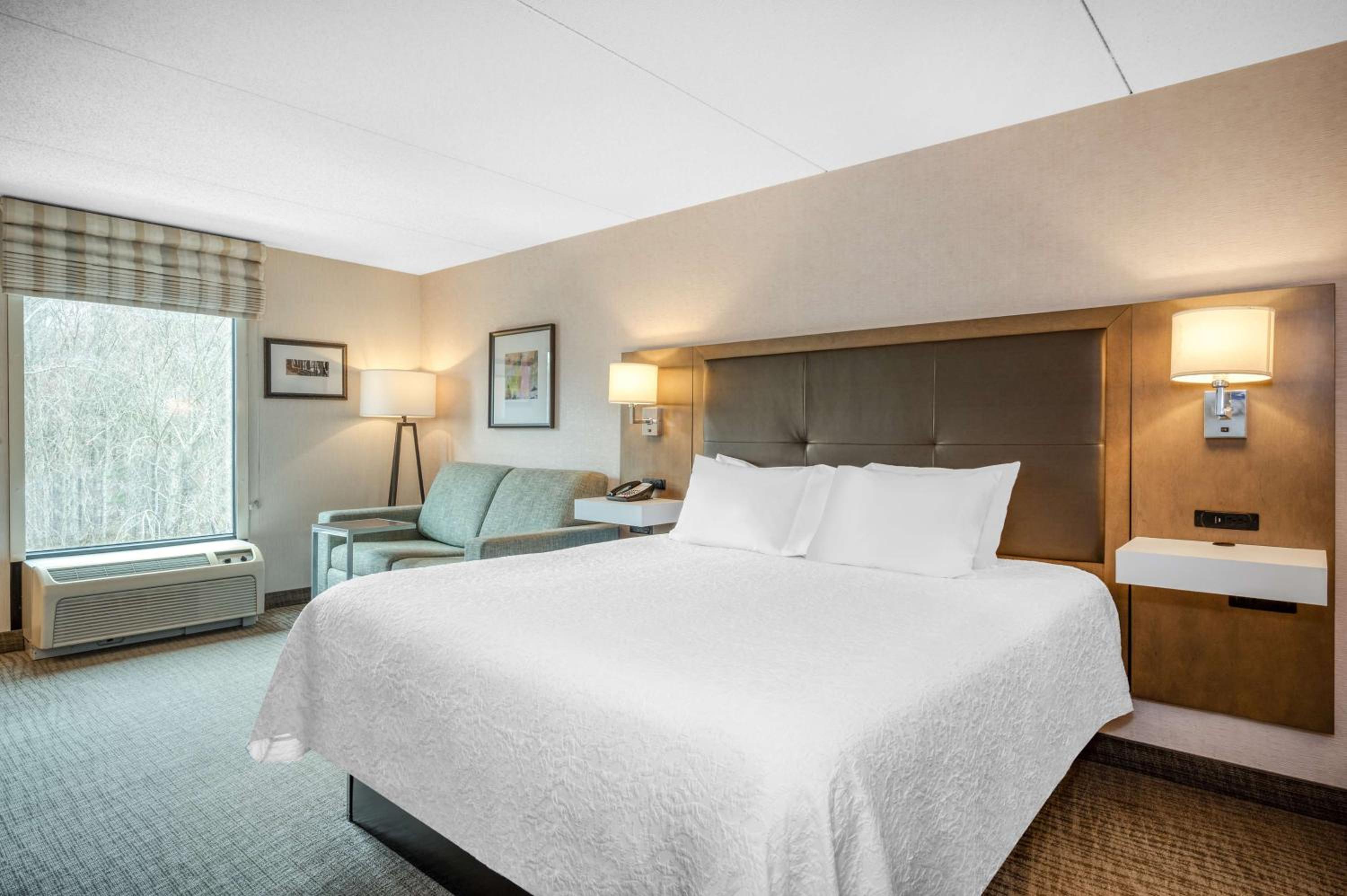 hampton inn raynham taunton