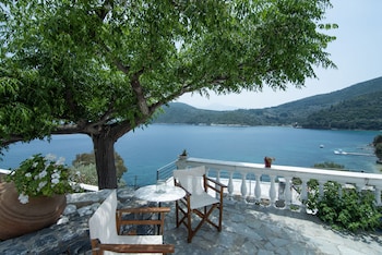 nafsika villas
