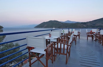 nafsika villas