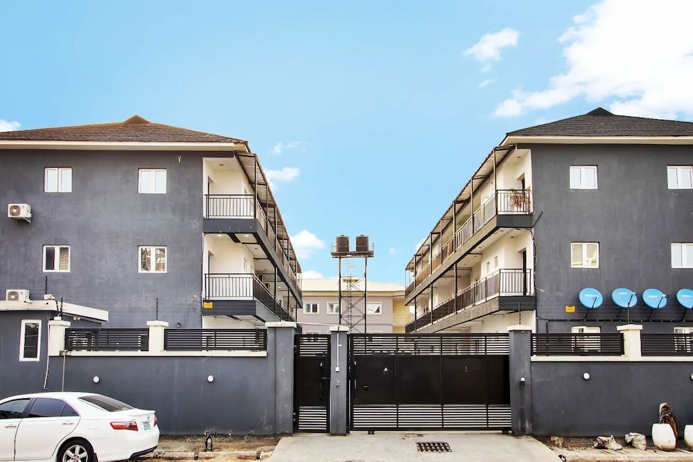 siba heights hotel and suites lekki