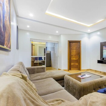 siba heights hotel and suites lekki