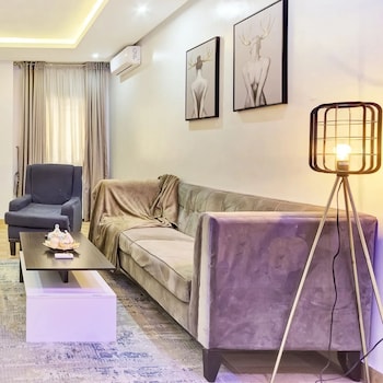 siba heights hotel and suites lekki