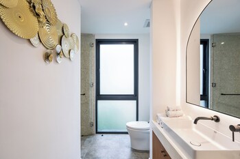 red sunset villa by hombali