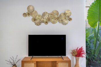 red sunset villa by hombali