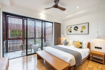 red sunset villa by hombali