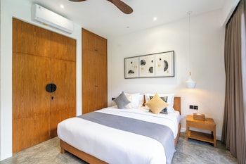 red sunset villa by hombali