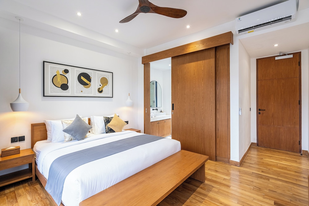 red sunset villa by hombali