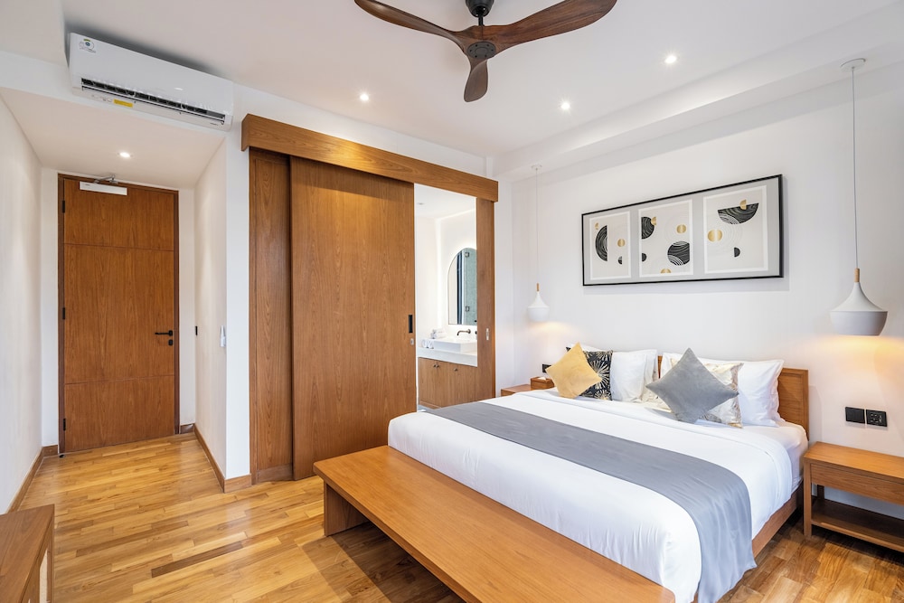 red sunset villa by hombali