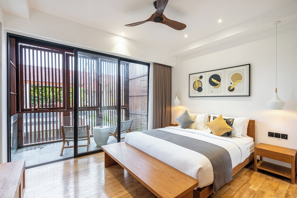 red sunset villa by hombali