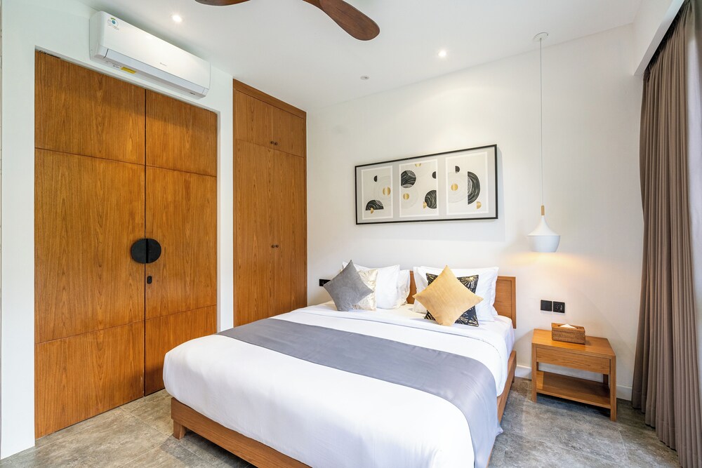 red sunset villa by hombali