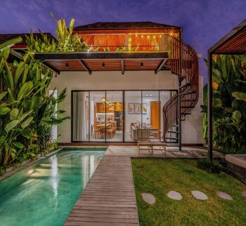 red sunset villa by hombali