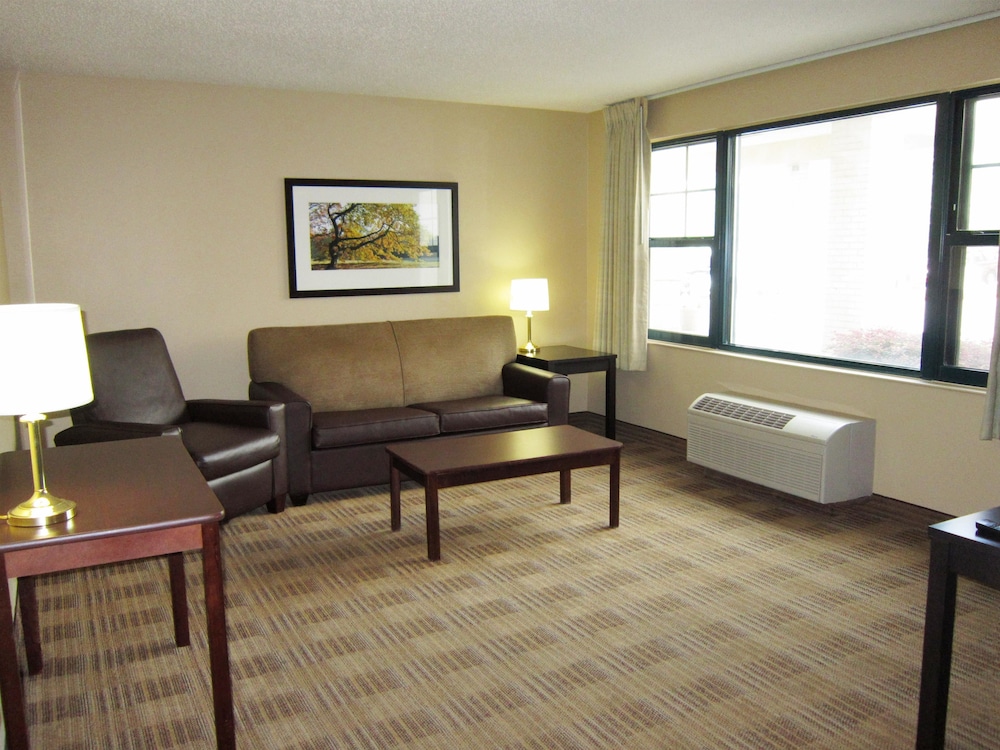 extended stay america suites red bank middletown