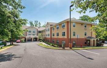 extended stay america suites red bank middletown