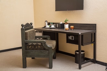 rasoda hotel and restaurant