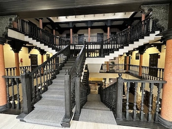 rasoda hotel and restaurant