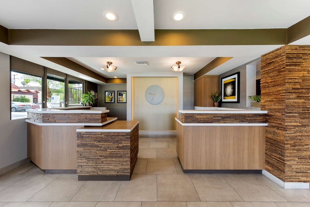 best western plus pavilions