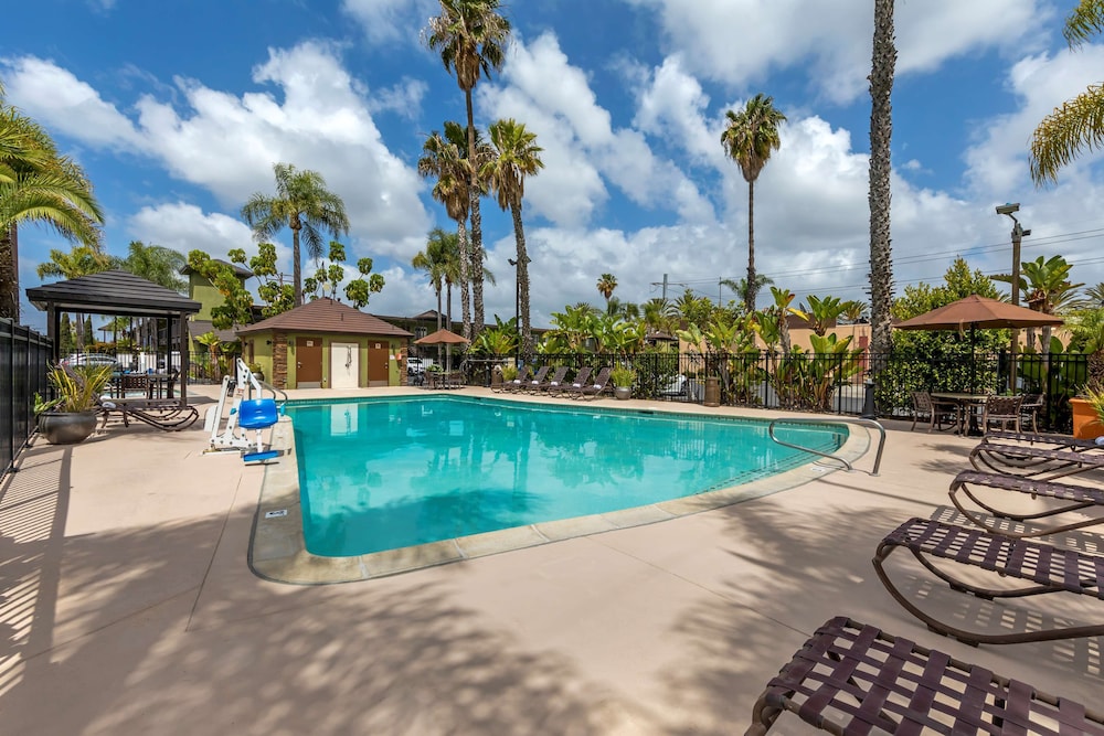 best western plus pavilions