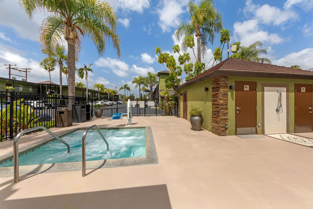 best western plus pavilions