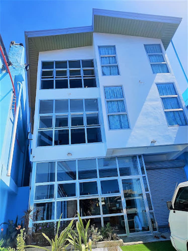 b boutique hotel cebu powered by cocotel