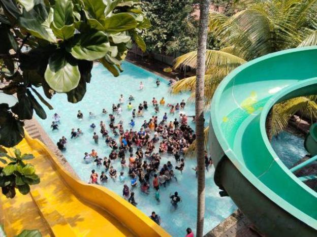 kampung turis resort and waterpark