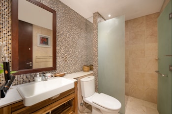 t p deluxe villa