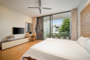 t p deluxe villa