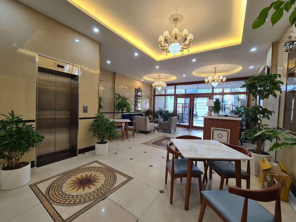 thanh hang hotel near emerald my dinh
