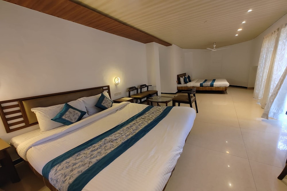 hotel maharaja residency