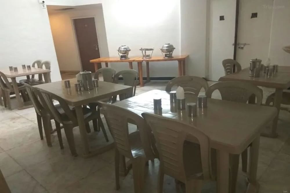 hotel maharaja residency