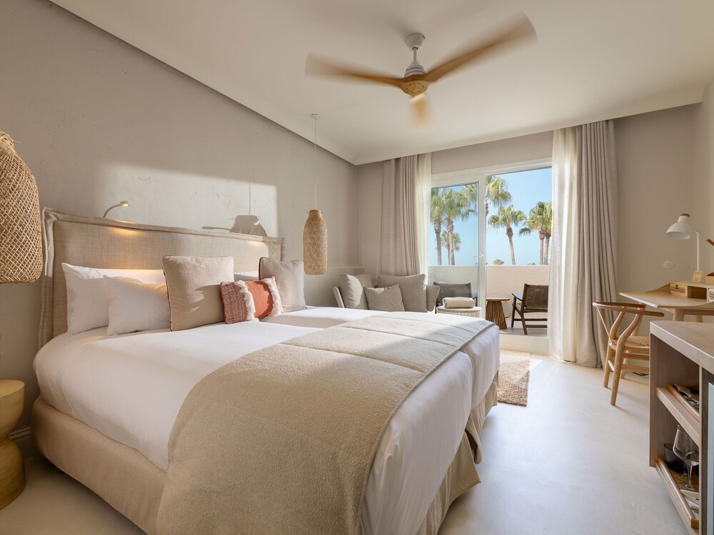 daia conil slow beach hotel