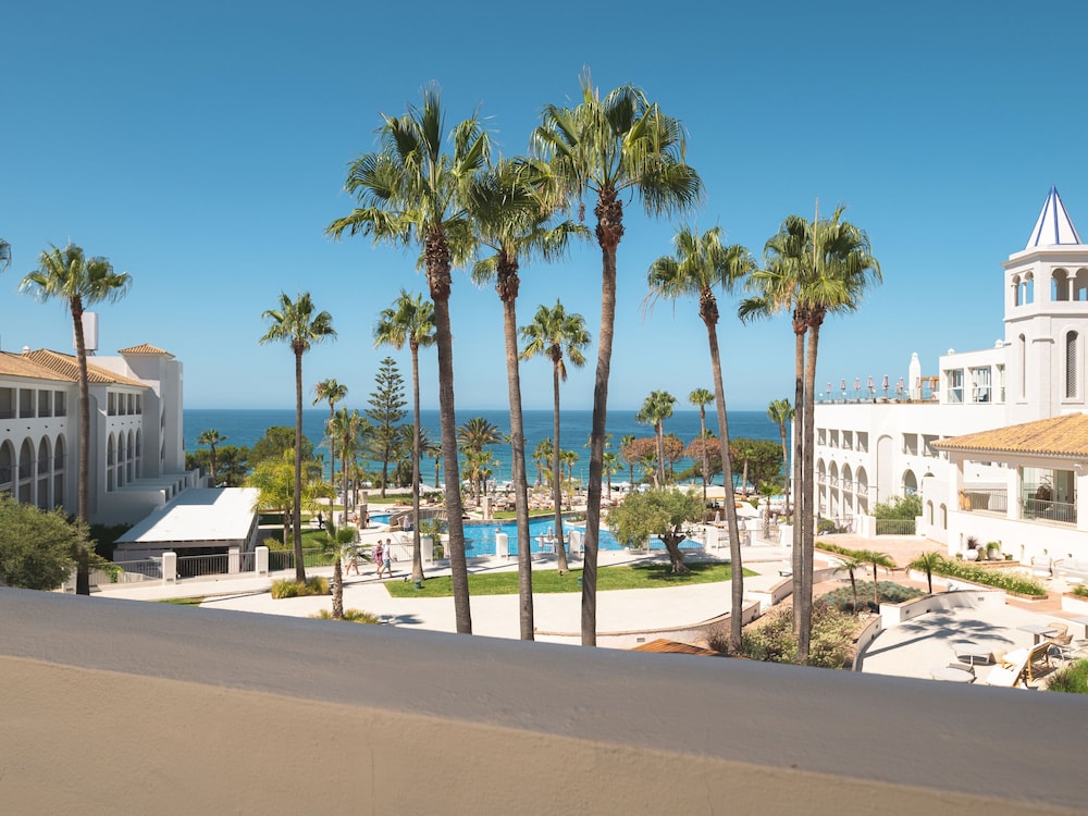 daia conil slow beach hotel
