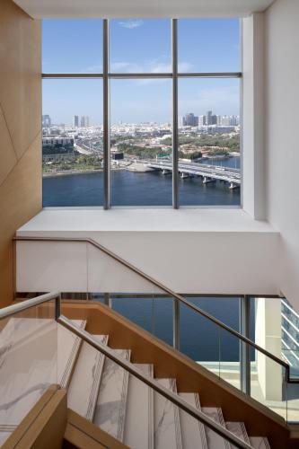 hilton dubai creek residences