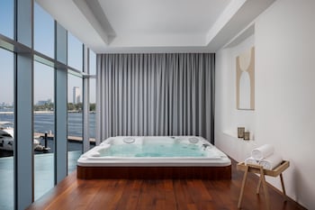 hilton dubai creek residences