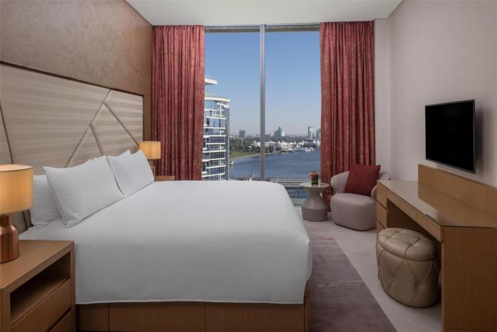 hilton dubai creek residences