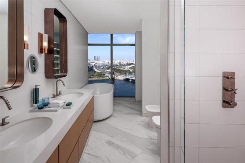 hilton dubai creek residences