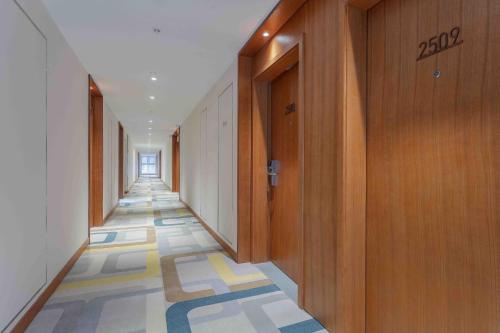 holiday inn express weifang city center an ihg hotel
