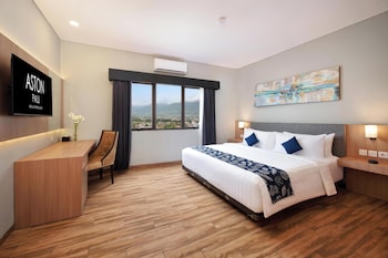 aston palu hotel and conference center